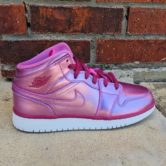Jordan Shoes - AIR JORDAN 1 MID “PINK RISE”